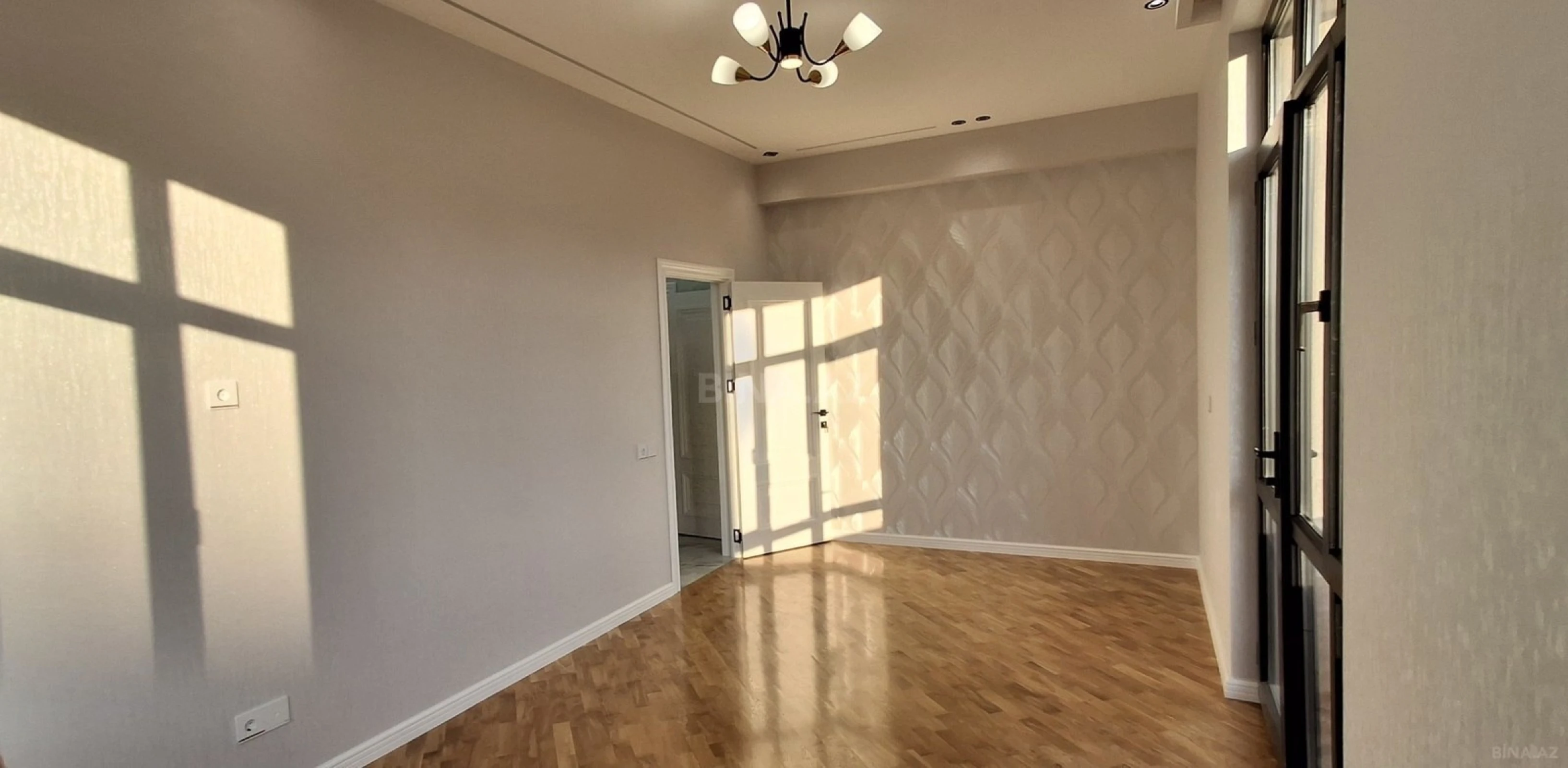 Satılır 3 otaqlı mənzil 86 m²