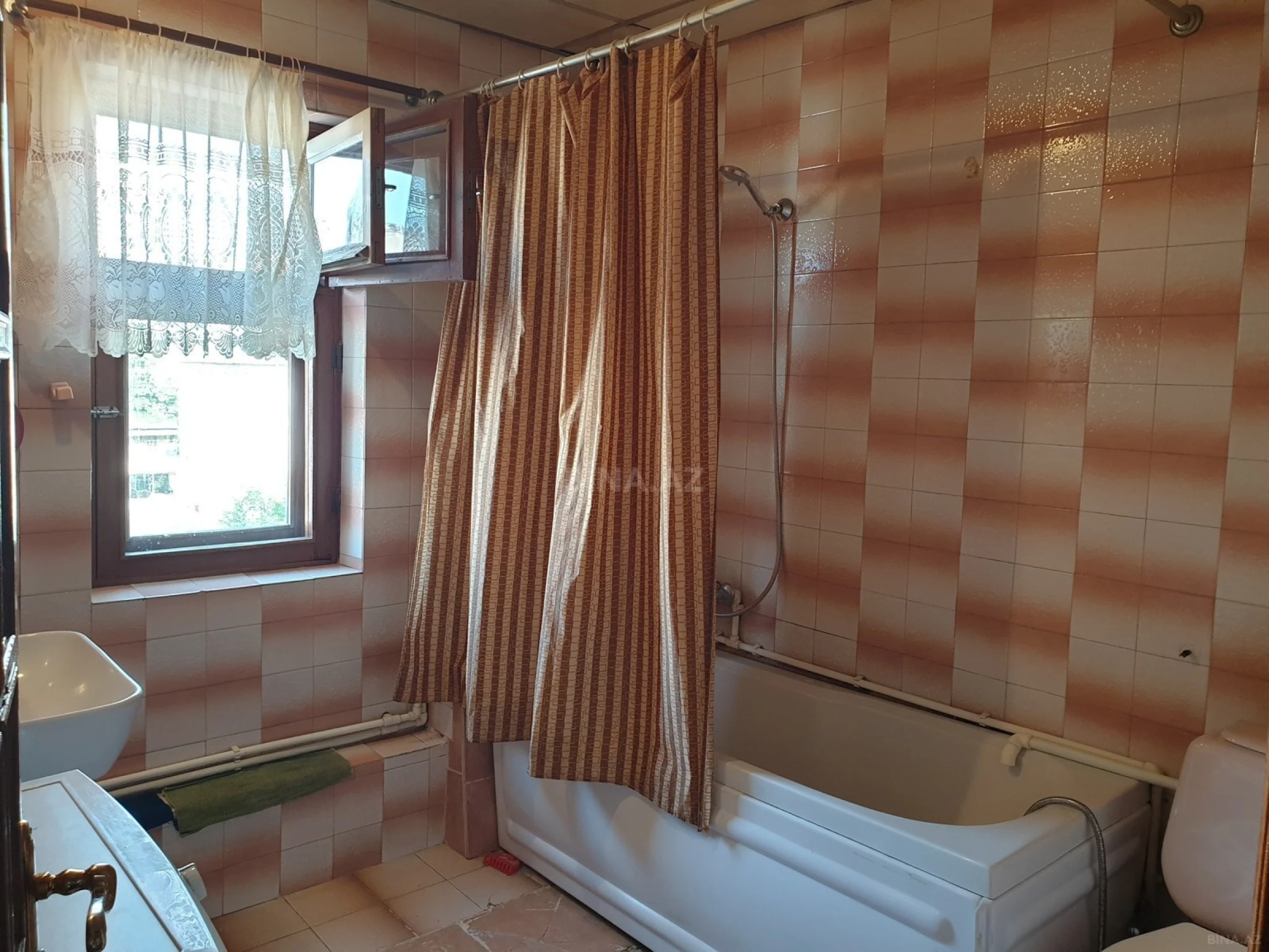 Kirayə verilir 3 otaqlı mənzil 80 m²