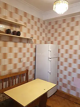 Kirayə verilir 3 otaqlı mənzil 80 m²