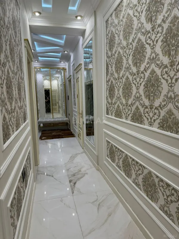 Satılır 3 otaqlı mənzil 117 m²