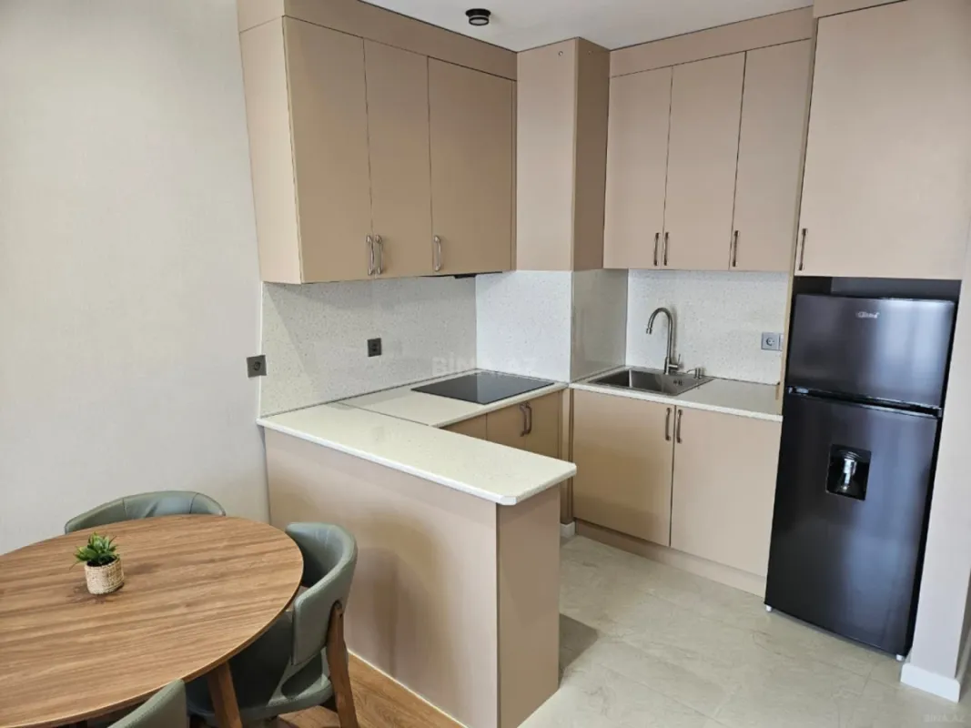 Kirayə verilir 2 otaqlı mənzil 59 m²