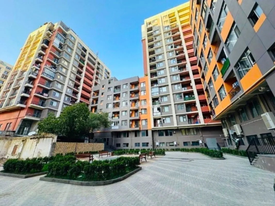 Kirayə verilir 2 otaqlı mənzil 59 m²