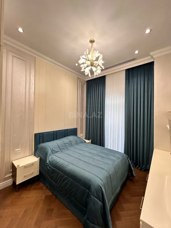 Kirayə verilir 4 otaqlı mənzil 167 m²