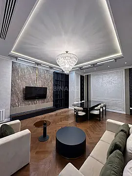 Kirayə verilir 4 otaqlı mənzil 167 m²