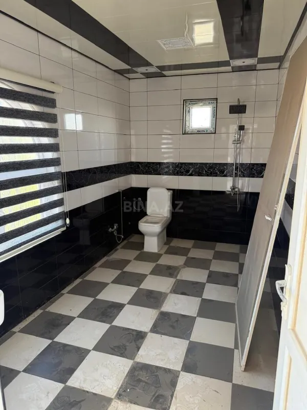 Satılır 8 otaqlı həyət evi 400 m²