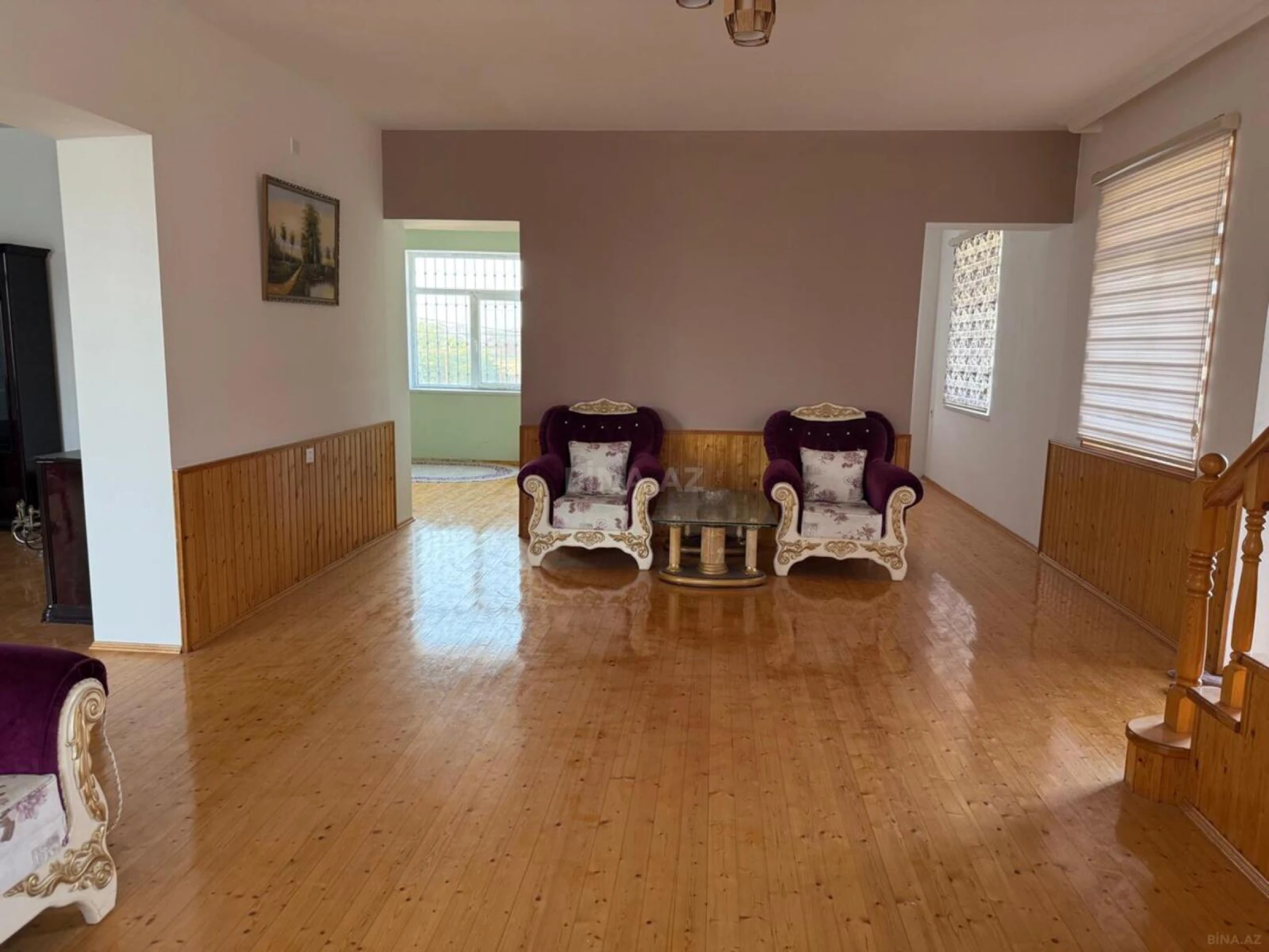 Satılır 8 otaqlı həyət evi 400 m²