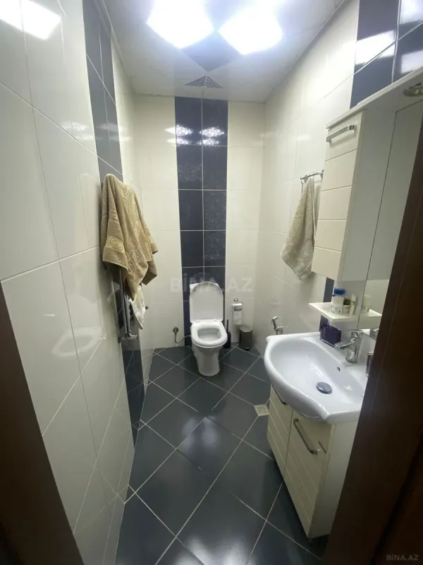 Satılır 3 otaqlı mənzil 105 m²