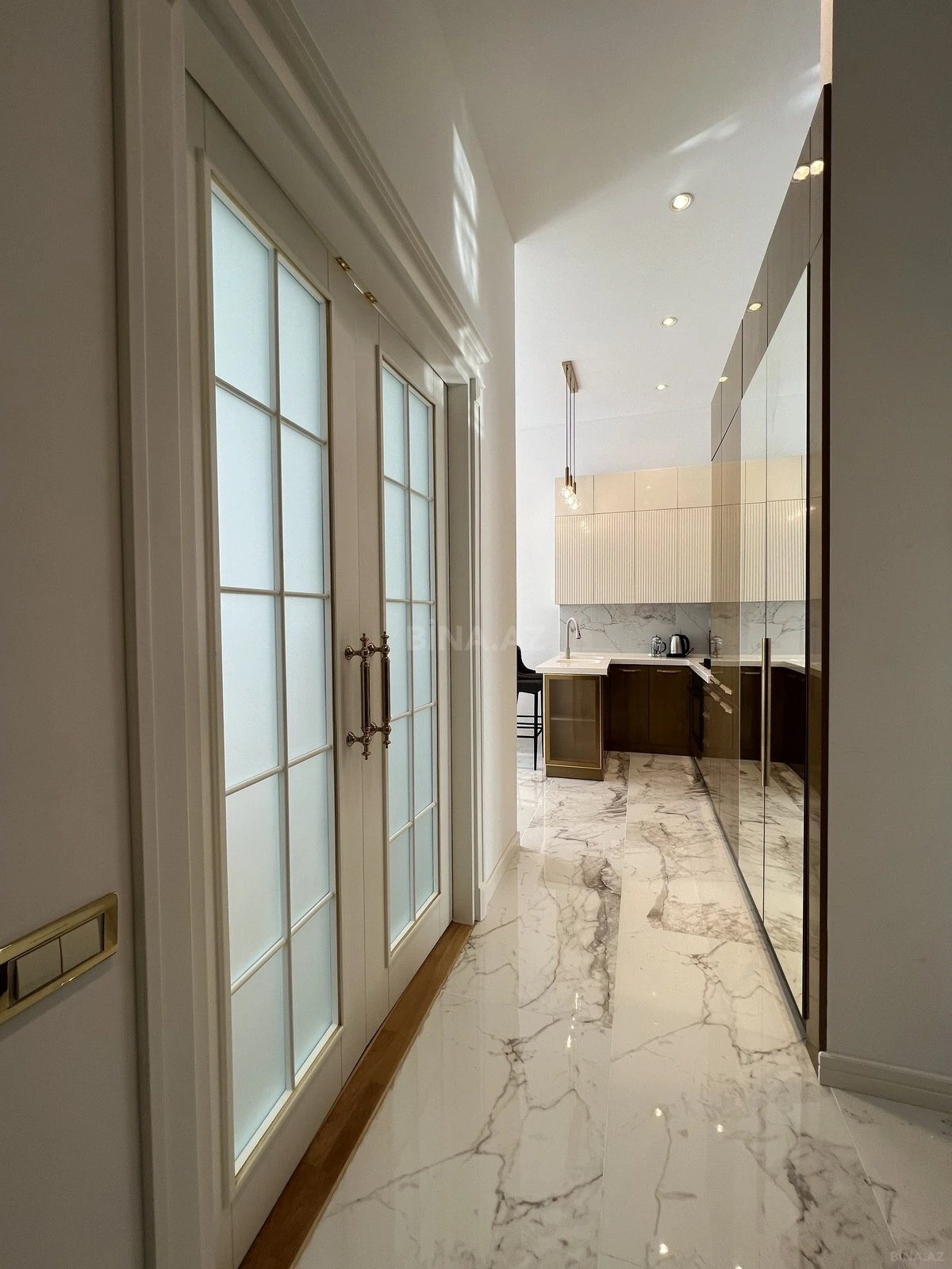 Kirayə verilir 3 otaqlı mənzil 65 m²