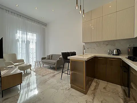 Kirayə verilir 3 otaqlı mənzil 65 m²