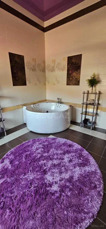 Satılır 7 otaqlı həyət evi 590 m²