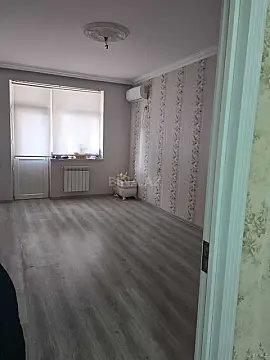 Satılır 2 otaqlı mənzil 83 m²