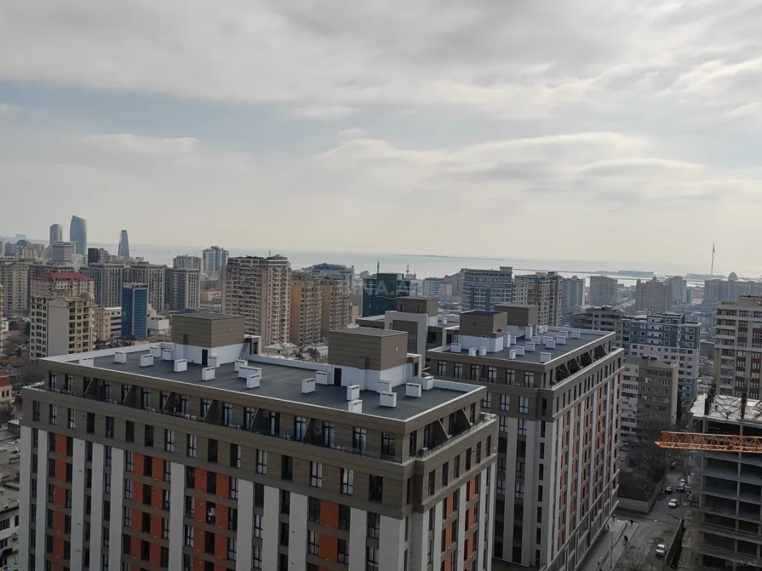 Satılır 3 otaqlı mənzil 90 m²