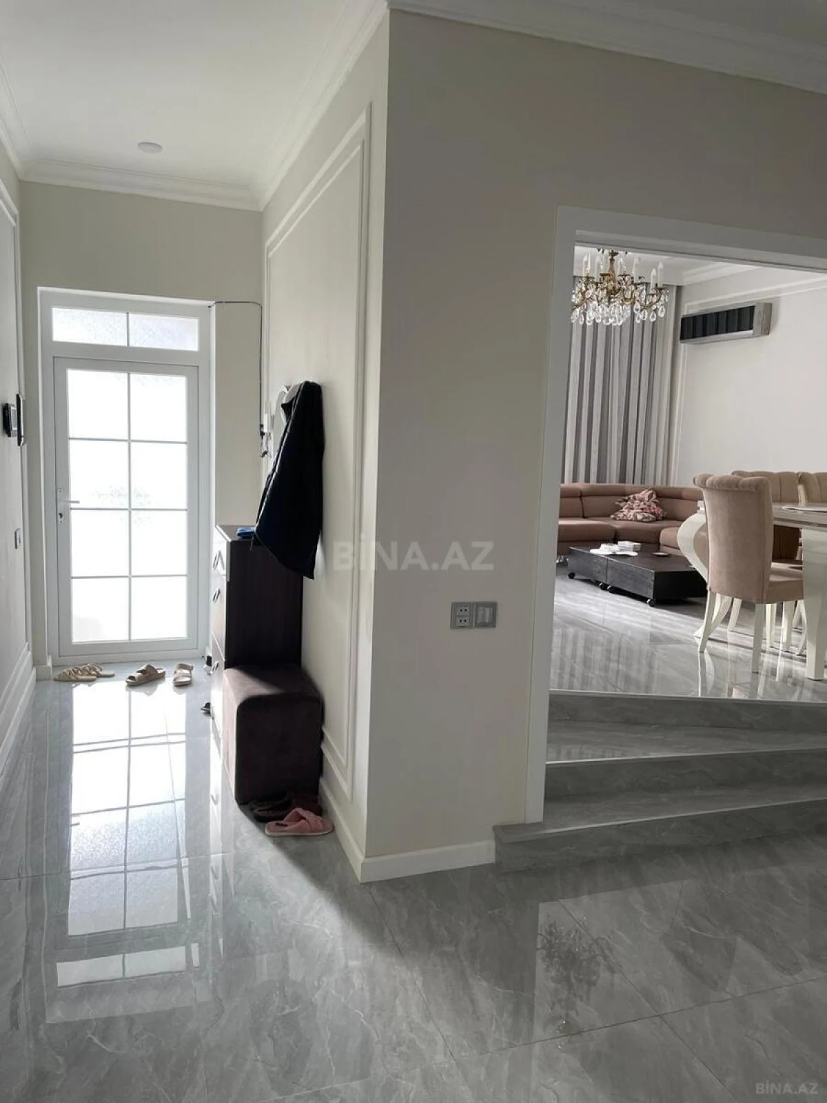 Satılır 3 otaqlı həyət evi 200 m²