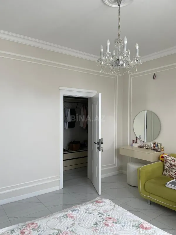 Satılır 3 otaqlı həyət evi 200 m²