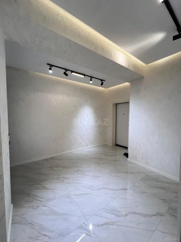 Satılır 3 otaqlı mənzil 115 m²
