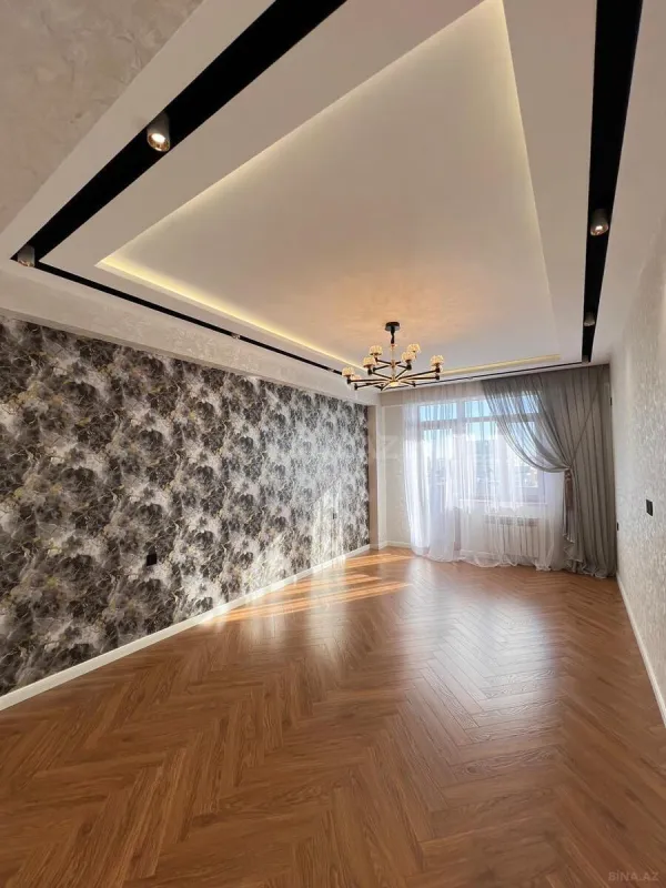 Satılır 3 otaqlı mənzil 115 m²