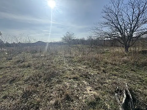 Satılır torpaq sahəsi 4 m²