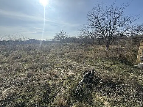 Satılır torpaq sahəsi 4 m²