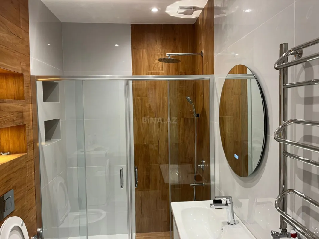 Kirayə verilir 2 otaqlı mənzil 65 m²