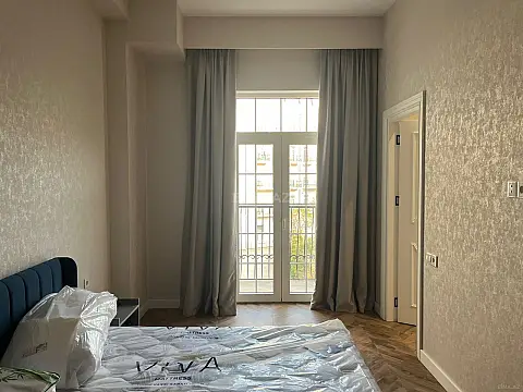 Kirayə verilir 2 otaqlı mənzil 65 m²