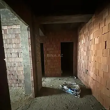 Satılır 2 otaqlı mənzil 83 m²