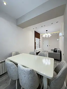 Satılır 2 otaqlı mənzil 78 m²