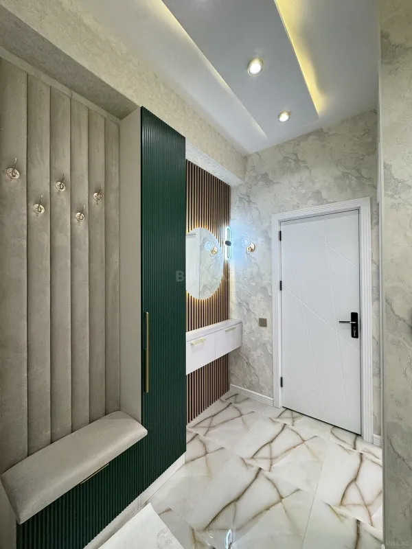 Satılır 2 otaqlı mənzil 78 m²