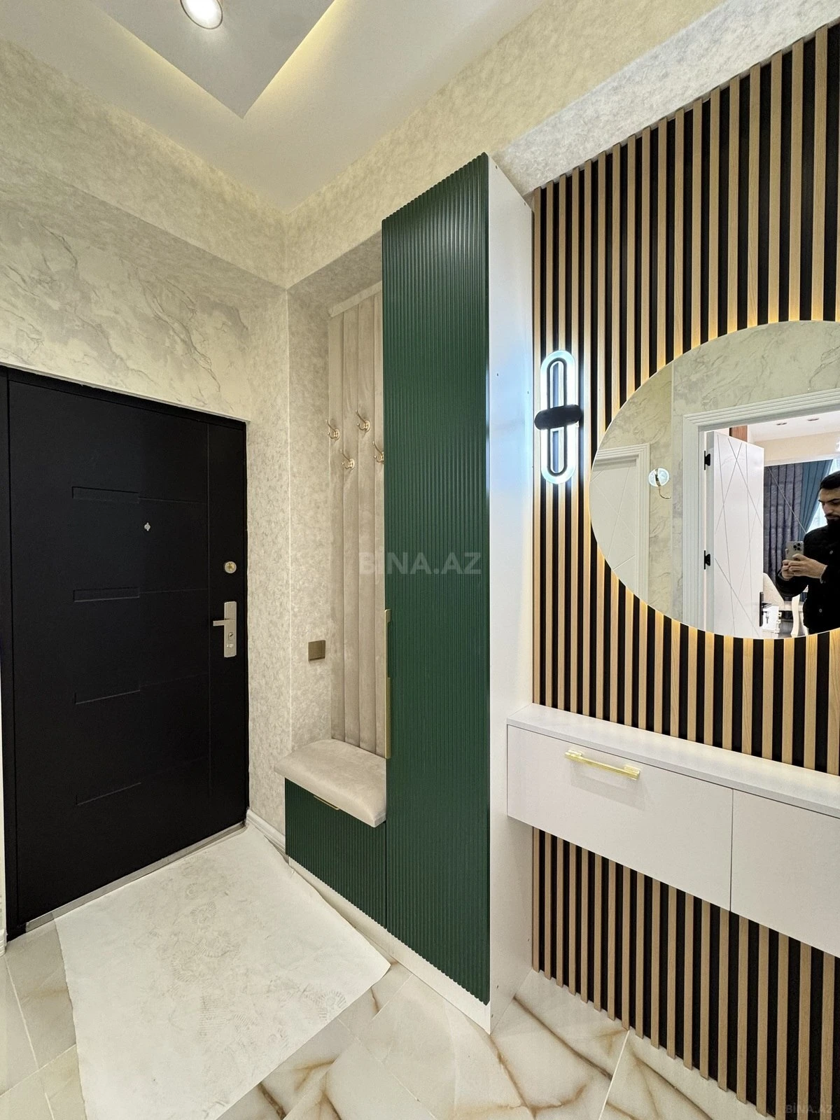 Satılır 2 otaqlı mənzil 78 m²