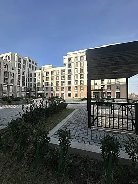 Satılır 2 otaqlı mənzil 118.5 m²