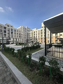 Satılır 2 otaqlı mənzil 118.5 m²