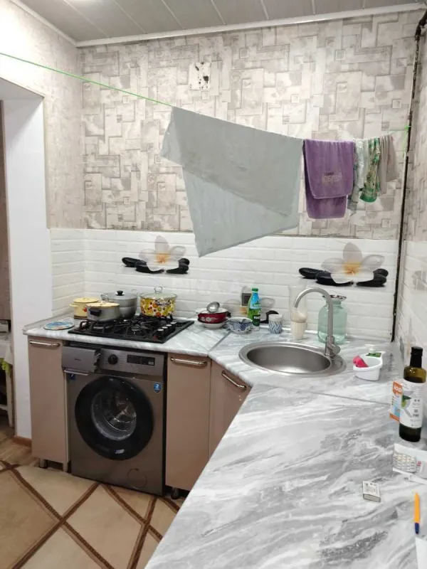 Satılır 1 otaqlı mənzil 42 m²