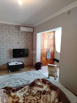 Satılır 1 otaqlı mənzil 42 m²