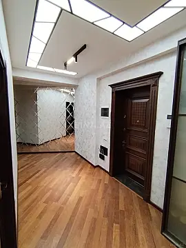 Satılır 3 otaqlı mənzil 129 m²