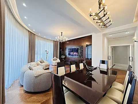 Satılır 3 otaqlı mənzil 167 m² — Bakı 3 otaq 167.00 m²