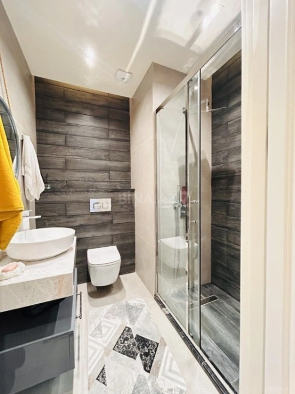 Satılır 3 otaqlı mənzil 167 m²