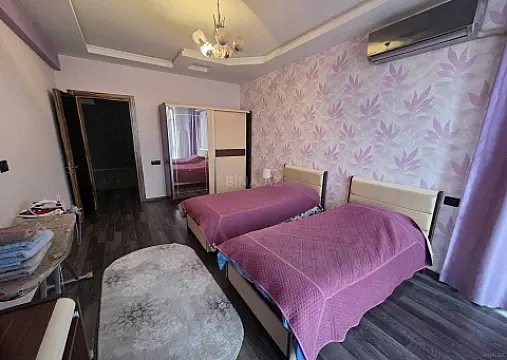 Kirayə verilir 3 otaqlı mənzil 165 m²