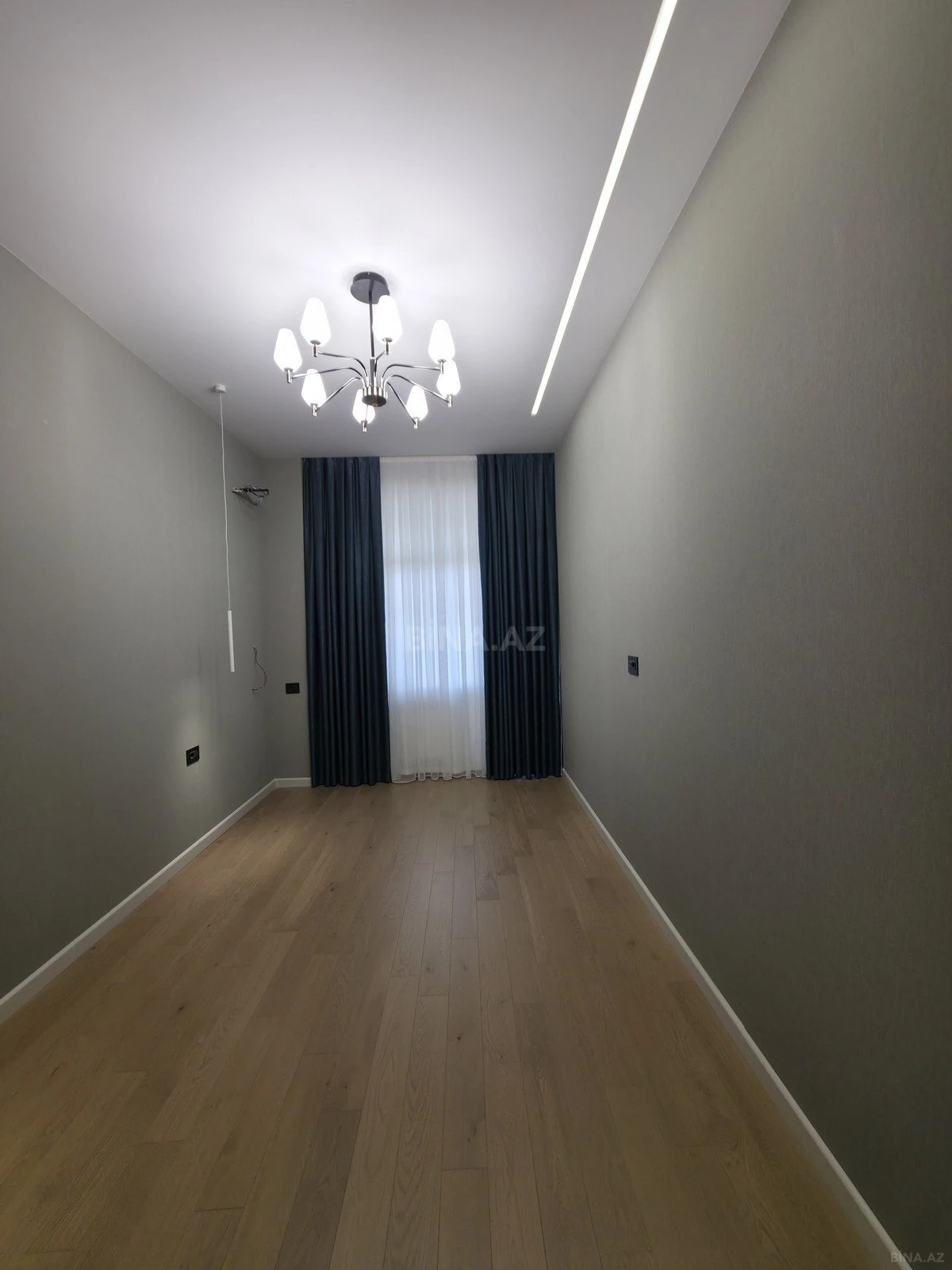 Satılır 2 otaqlı mənzil 68 m²