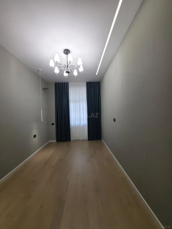 Satılır 2 otaqlı mənzil 68 m²