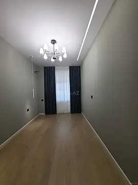 Satılır 2 otaqlı mənzil 68 m²