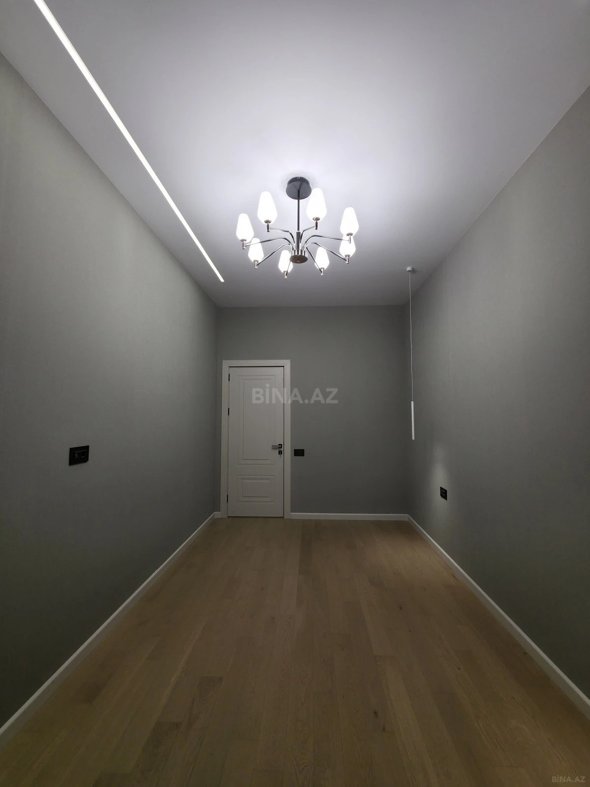 Satılır 2 otaqlı mənzil 68 m²