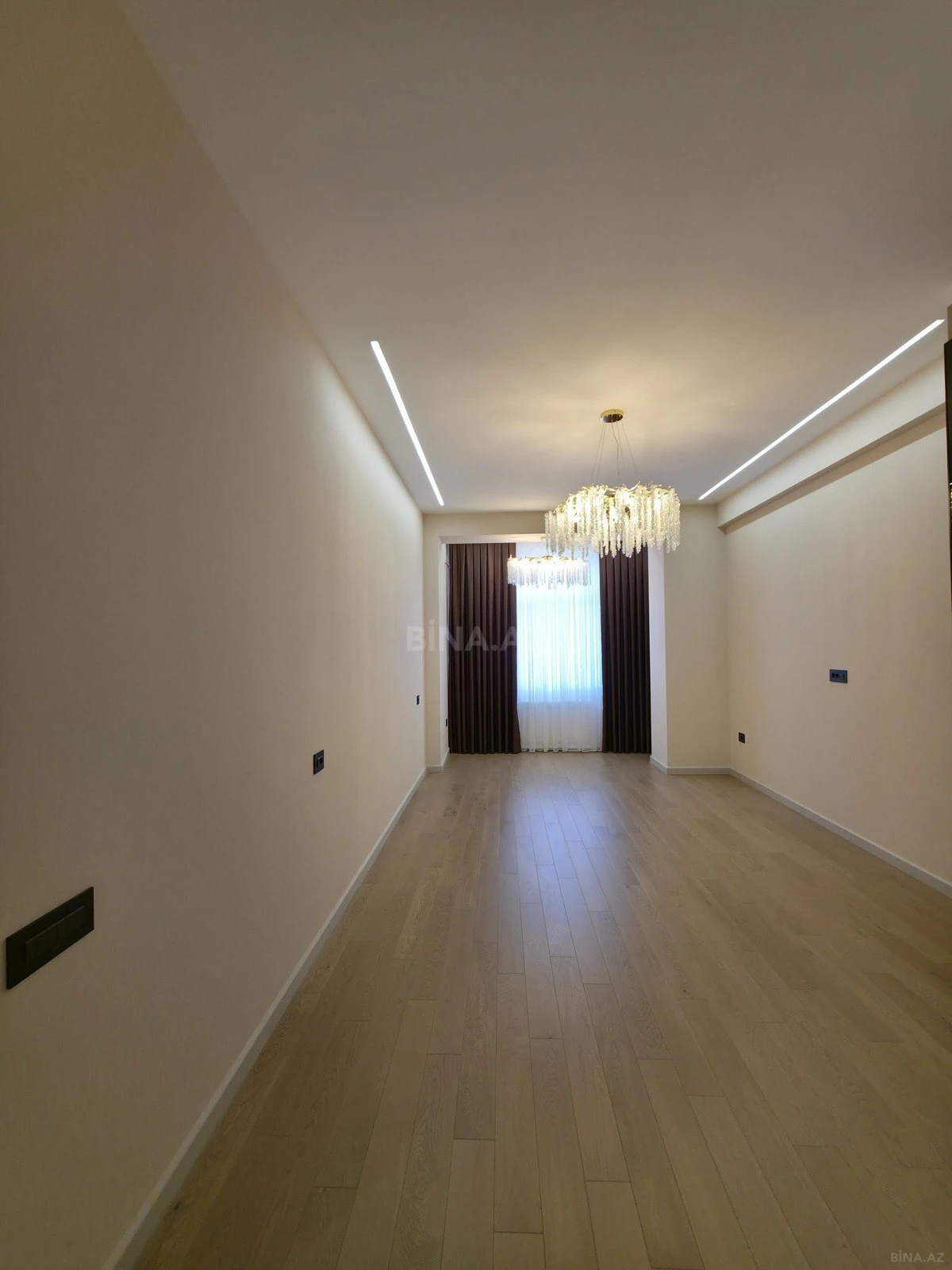 Satılır 2 otaqlı mənzil 68 m²