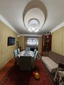 Satılır 3 otaqlı mənzil 80 m² — Bakı, İnşaatçılar 3 otaq 80.00 m²