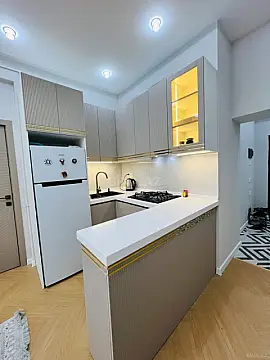 Satılır 2 otaqlı mənzil 58 m²