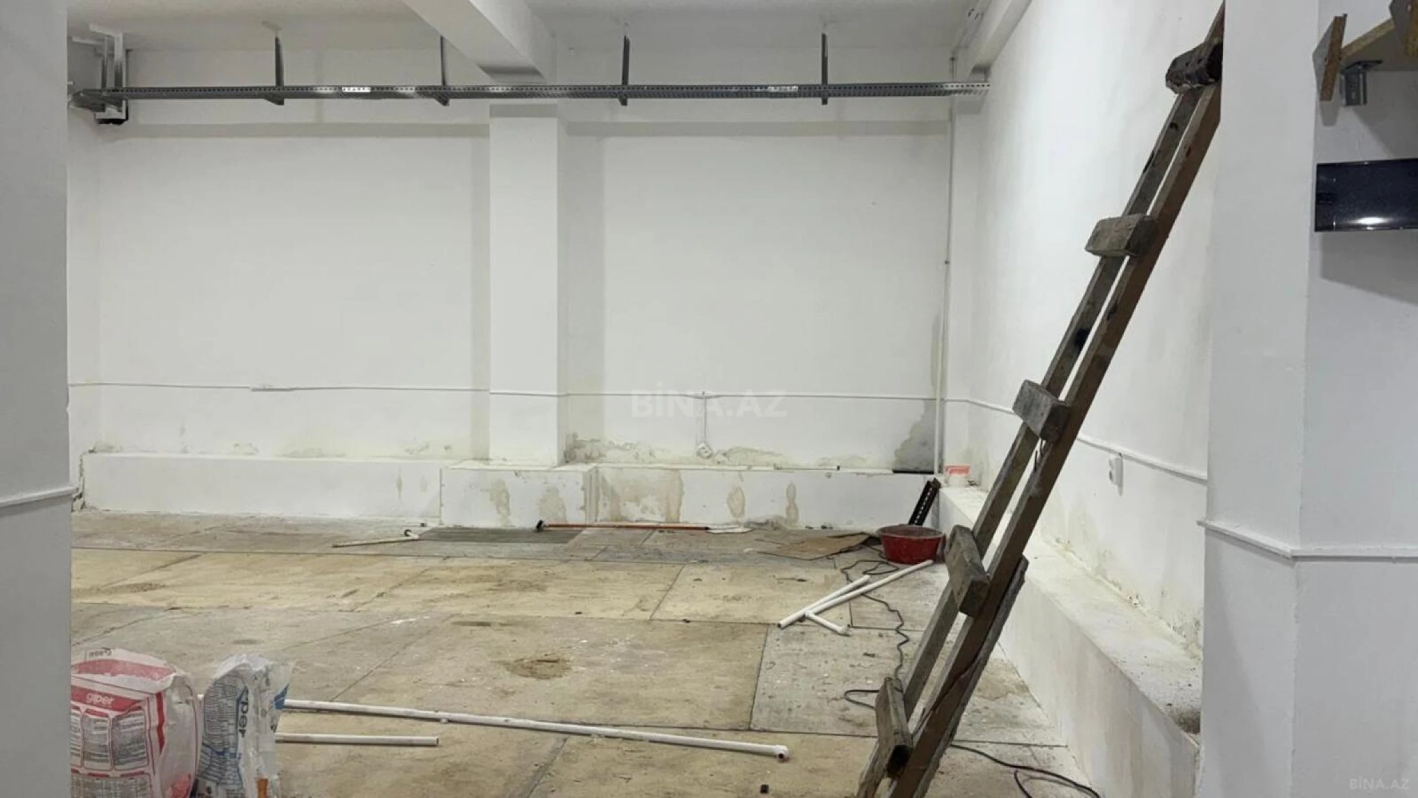 Kirayə verilir obyekt 140 m²