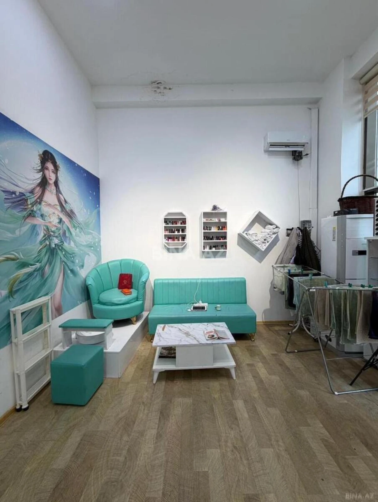 Satılır obyekt 65 m²