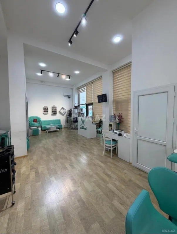 Satılır obyekt 65 m²