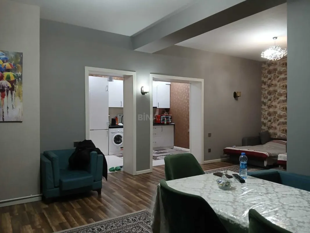 Satılır 2 otaqlı mənzil 65 m²