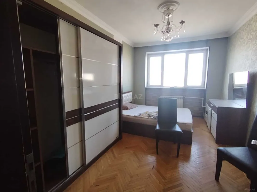 Satılır 3 otaqlı mənzil 80 m²