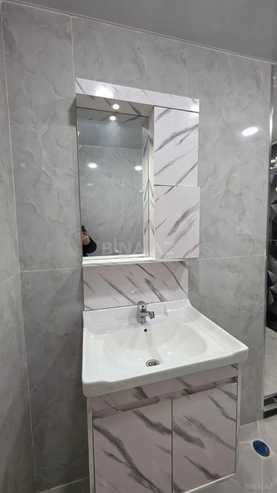 Satılır 3 otaqlı mənzil 80 m²