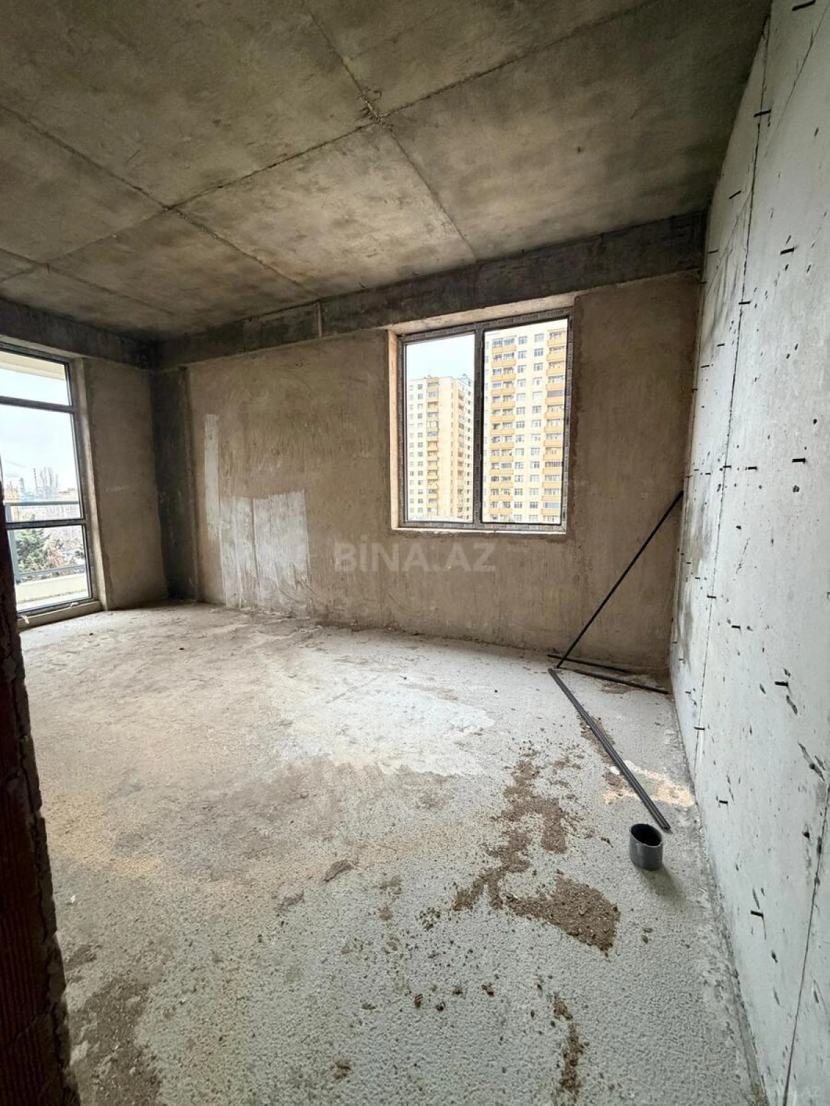Satılır 3 otaqlı mənzil 110 m²